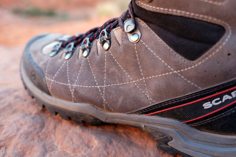 hiking boots leather vs synthetic